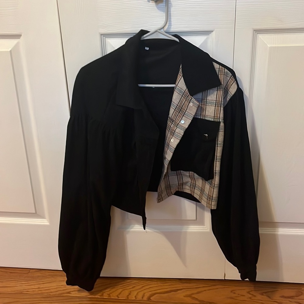 This Jean jacket is from shein, a size XS, and comes in a small.